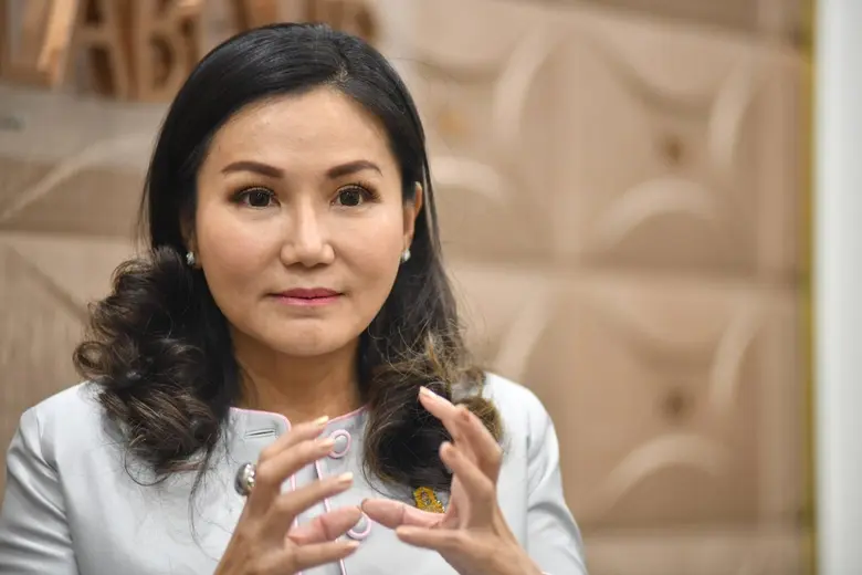 รมช.แรงงาน ขานรับนโยบายนายกฯ สู่รัฐบาลดิจ...