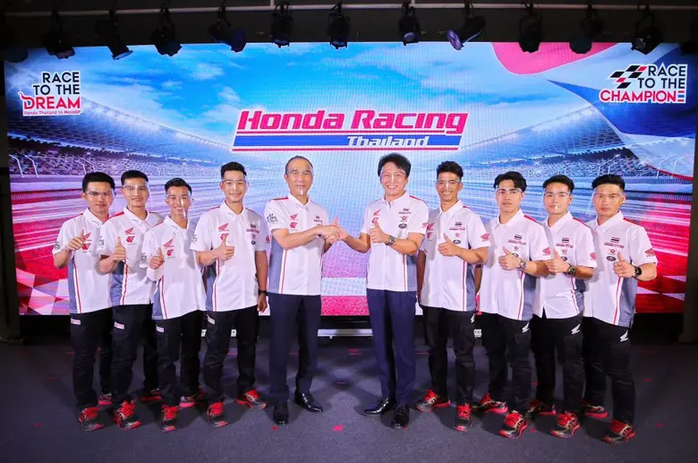 รถจักรยานยนต์ฮอนด้า ผู้บุกเบิกและผู้นำวงก...