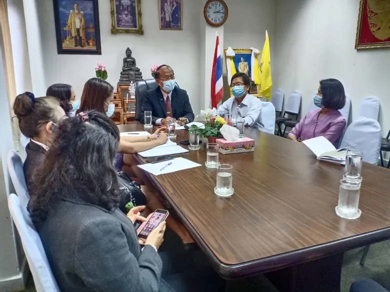 ผู้อำนวยการ สพร 22 นศ. ประชุมหารือในด้านการพัฒนาฝีมือแรงงานกับผู้พิพากษาหัวหน้าศาล ผู้พิพากษาสมทบ