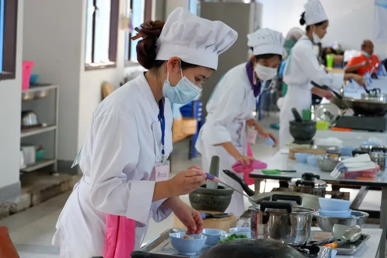 สำนักงานพัฒนาฝีมือแรงงานสมุทรสงคราม ดำเนิ...