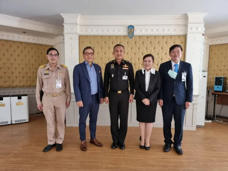 นายบัณฑิต สะเพียรชัย กรรมการผู้จัดการใหญ่...