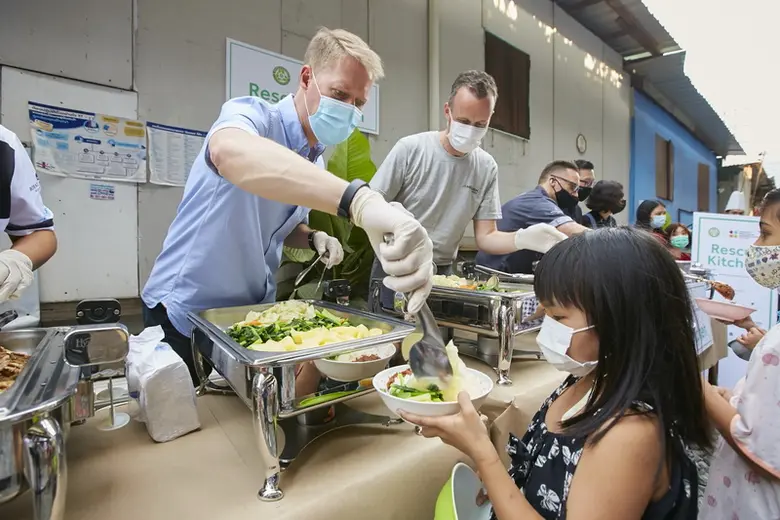 แมริออท ระดมกำลังเข้าร่วมโครงการ "ครัวรักษ์อาหาร" ของมูลนิธิ SOS ประเทศไทย