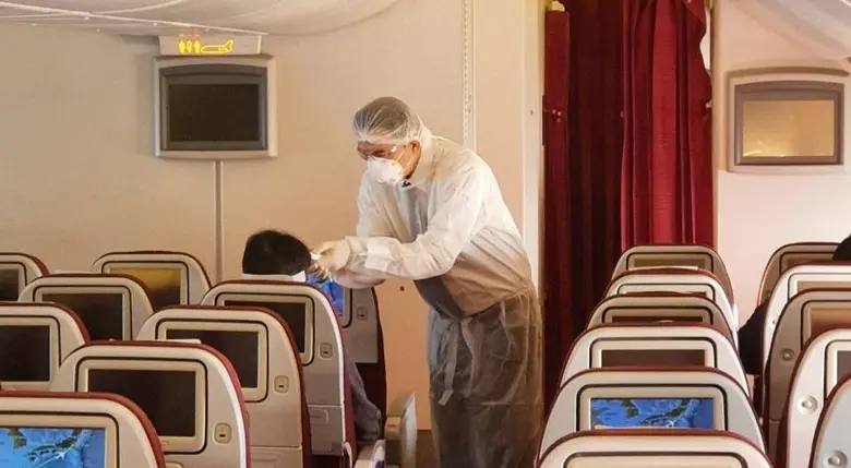 นาวาอากาศตรี อนิรุต แสงฤทธิ์ รองกรรมการผู...