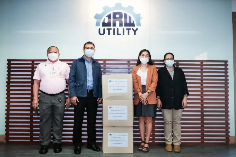 คุณจรัญ วิวัฒน์เจษฎาวุฒิ ประธานเจ้าหน้าที...