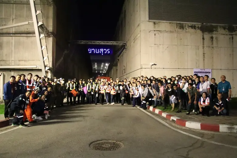 นายสุเทพ พันธุ์เพ็ง กรรมการผู้อำนวยการใหญ...