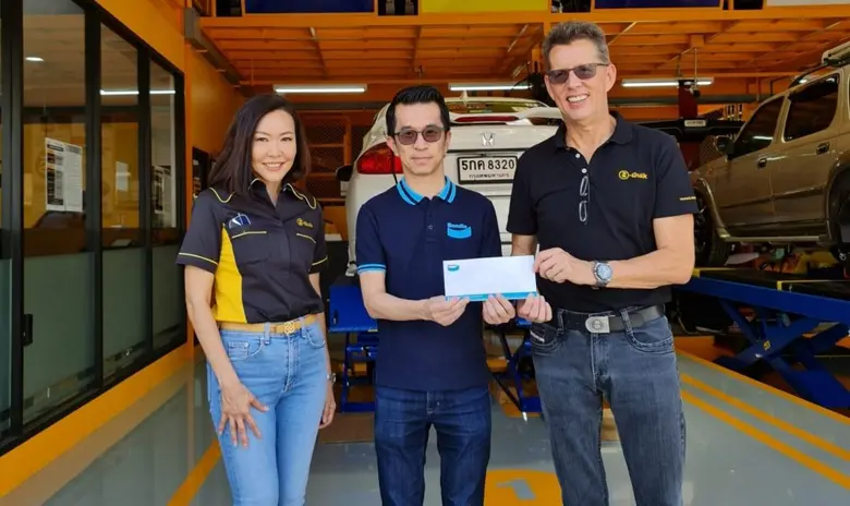 นายประพัฒน์ อัศวาดิศยางกูร กรรมการบริษัท,...