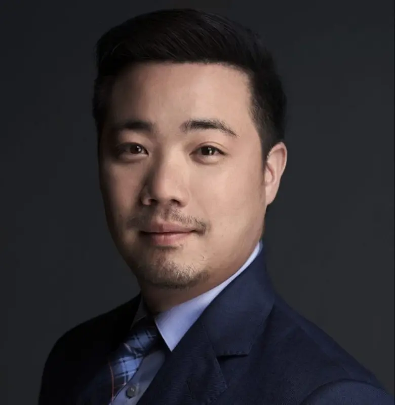 กลุ่มบริษัท คิงเพาเวอร์ เผยโฉม คิง เพาเวอ...