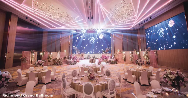 แจกเงินแสนแต่งที่ Grand Richmond Hotel