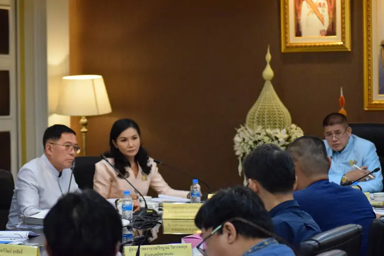 นฤมล ร่วมทัพถก เร่งติดตามการแก้ไขปัญหาคนจน