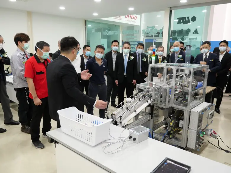 เปิดตัวโครงการพัฒนาบุคลากร โดยนำระบบ IoT มาประยุกต์ใช้เพื่อสร้างรากฐานในการก้าวสู่ Thailand 4.0