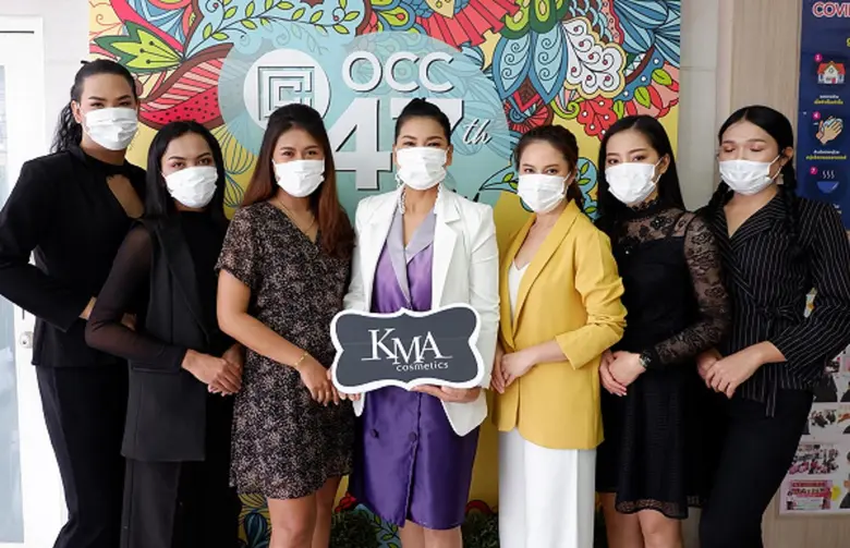 สุวภา ศิริวรรณ หัวหน้าหน่วยอบรมการแต่งหน้...