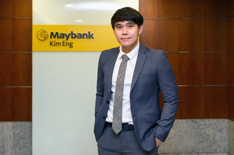 นายธีรเศรษฐ์ พรหมพงษ์ นักกลยุทธ์เศรษฐศาสต...