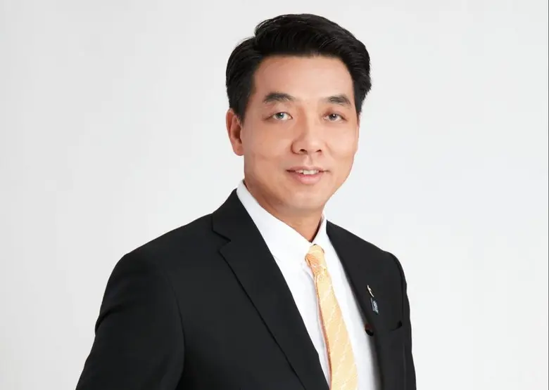 บมจ. เพรสซิเด้นท์ ออโตโมบิล อินดัสทรีส์ ผ...