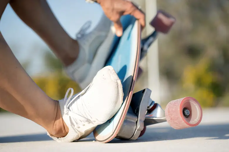 เซิร์ฟสเก็ต (Surf Skate) กีฬาและกิจกรรมสุ...