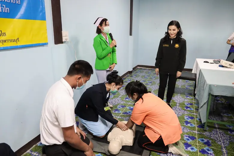 ก.แรงงาน ร่วมกล้วยน้ำไท ทัวร์ทั่วไทย แจกทุนฝึกอบรม