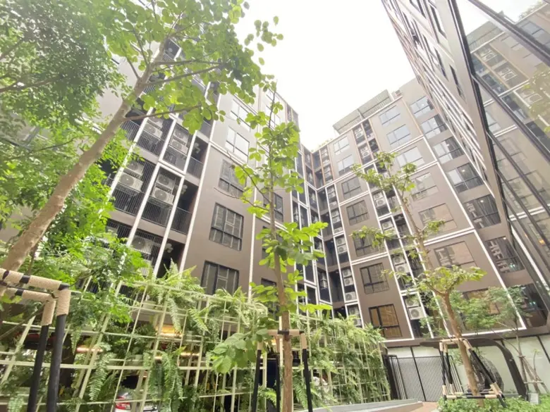 นายสุนทร สถาพร กรรมการผู้จัดการ บริษัท สถ...