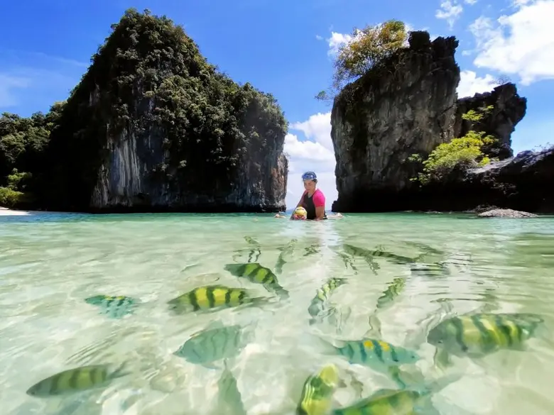 บริษัท หนีกรุง คอนเน็ค จำกัด ทุ่มทุนโปรดั...