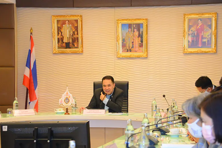 นายสำราญ สาราบรรณ์ รองปลัดกระทรวงเกษตรและ...