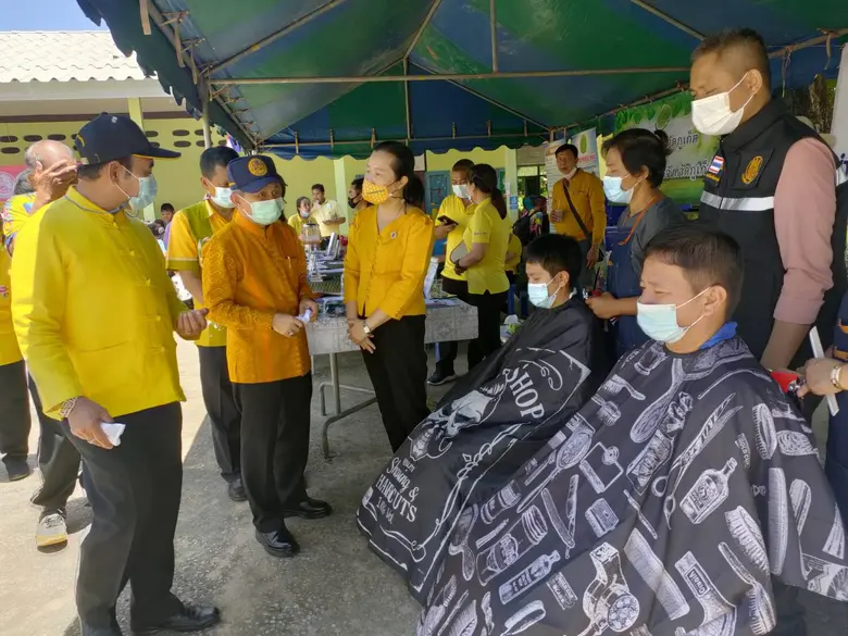 สพร.21 ภูเก็ต ร่วมจัดกิจกรรมประชาสัมพันธ์ภารกิจและบริการตัดผม "ฟรี"