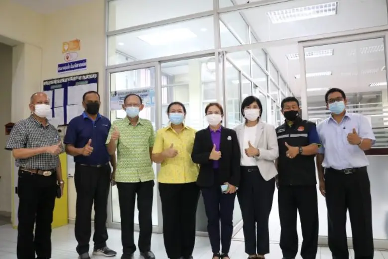 คณะรองผู้ว่าราชการจังหวัดประจวบคีรีขันธ์ ...