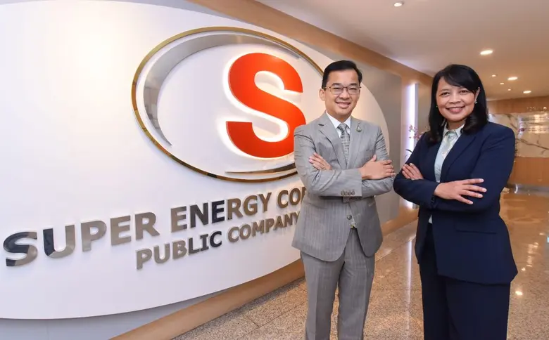 คุณจอมทรัพย์ โลจายะ ประธานคณะกรรมการ , คุ...