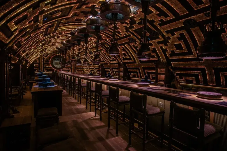 ครั้งแรกกับการปรากฎตัวของ ฮาย - อาภาพร นครสวรรค์ พร้อมโชว์แบบจัดเต็ม ณ ลอสต์ แอนด์ ฟาวด์ โรงแรมอวานี พลัส ริเวอร์ไซด์