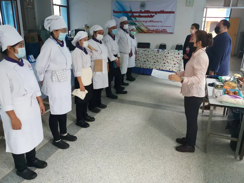 สนพ.สมุทรสงคราม ทดสอบมาตรฐาน ผู้ประกอบอาหารไทย แก่นักศึกษา