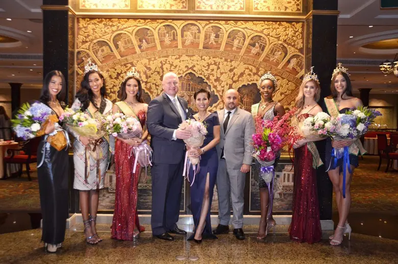 มร. มาร์ติน ซาริปนิสกี้ ผู้จัดการทั่วไป โ...