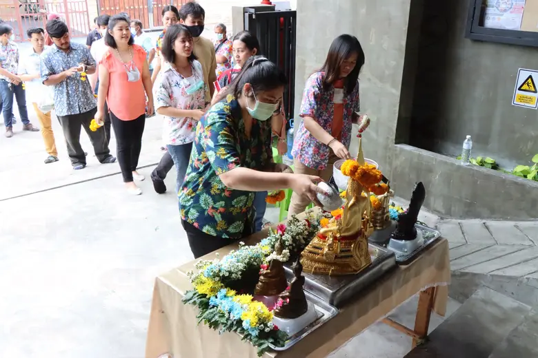 บริษัท ซีเอเค อินเตอร์เนชั่นแนล จำกัด บริ...