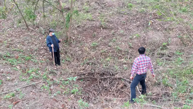 รองอธิการบดีฝ่ายการคลังและสื่อสารองค์กร ร...