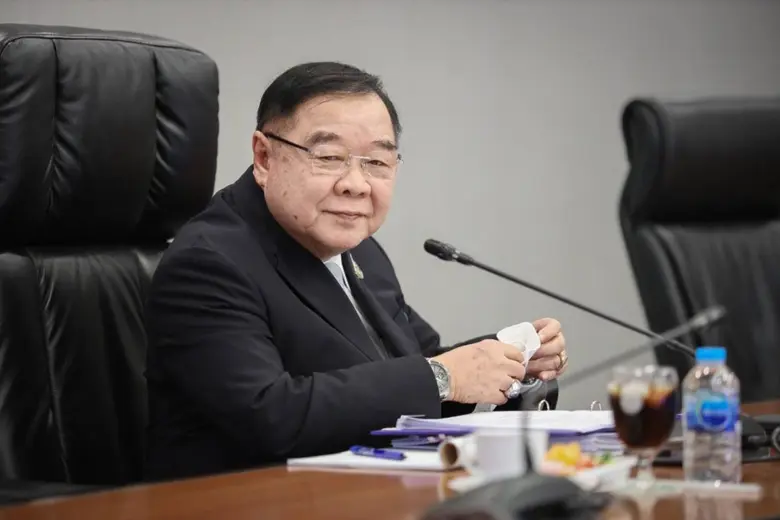 รองนายกฯ นั่งหัวโต๊ะ ประชุมคณะกรรมการ กพร...