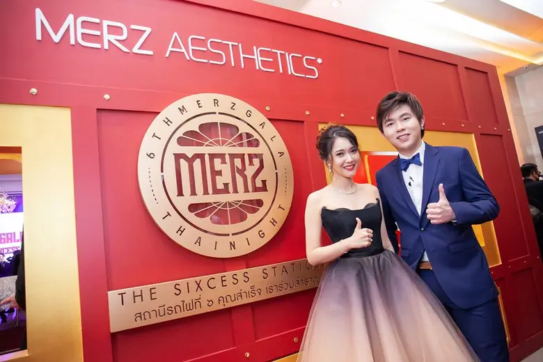 "ด็อกเตอร์เมฆคลินิก" คว้า 2 รางวัลสุดยิ่งใหญ่แห่งปี!! เผยเทรนด์ความงามปรับรูปสวยในแบบฉบับของตัวเอง