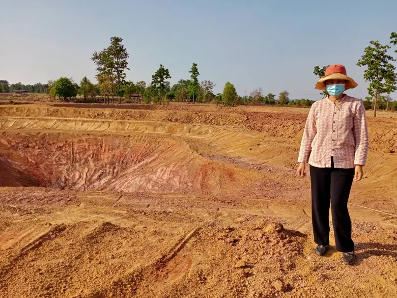 จ.อุบลฯ ลุยพื้นที่ต่อเนื่อง! ผนึกกำลัง นพค.55 สนับสนุนการปรับพื้นที่ฐานการเรียนรู้ต้นแบบ "โคก หนอง นา พช." ระดับตำบล