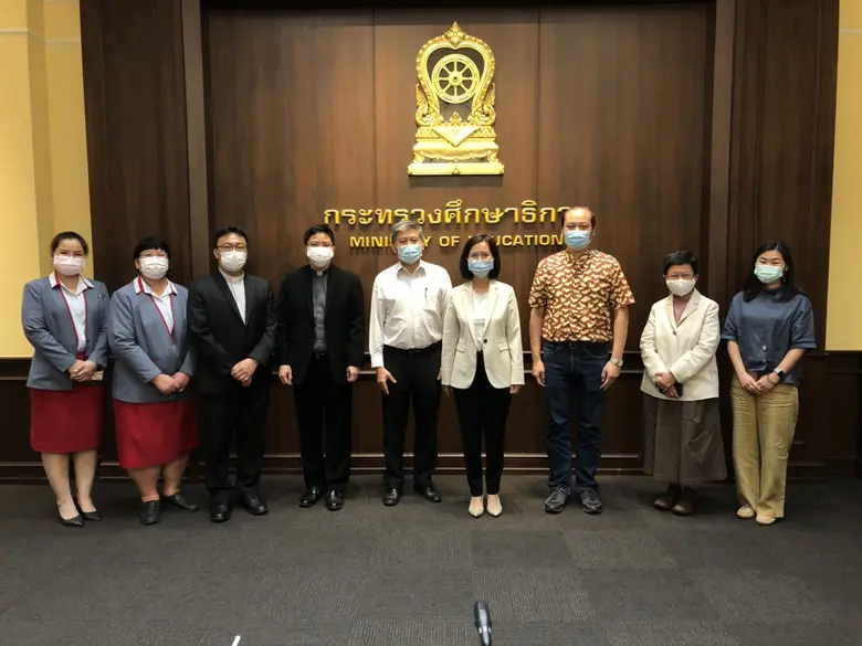 ภราดา ดร.พิสูตร วาปีโส ผู้อำนวยการโรงเรีย...