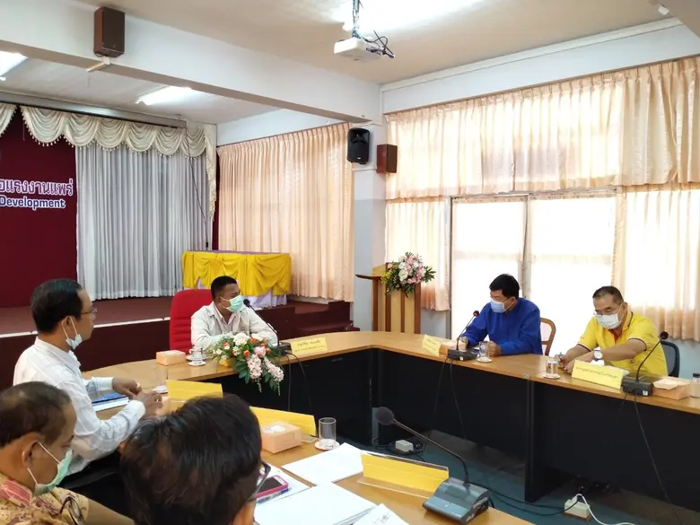 สนพ.แพร่ จัดประชุมเตรียมความพร้อมจัดแข่งขันฝีมือแรงงานเฟอร์นิเจอร์ไม้สัก