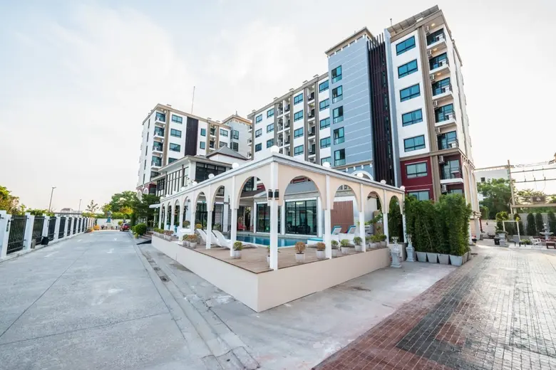 รพ.ไทยนครินทร์ จับมือโรงแรมดาหลาให้บริการ Hospitel รองรับผู้ป่วยโควิด-19 ได้ถึง 200 เตียง