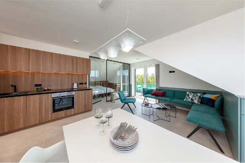 'ชีวิตที่มากขึ้นต่อตารางเมตร' เสน่ห์ที่ไม่เหมือนใคร ของ "Jopa Joma" อพาร์ทเม้นท์เขียวมะกอก แนวคิดมหานครใจกลางเมืองเล็ก