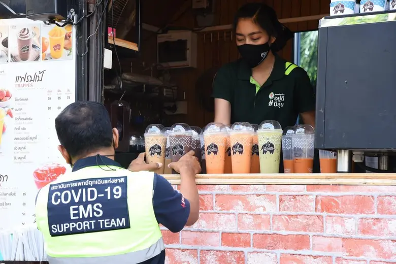 PTG ส่งมอบเครื่องดื่มเสริมพลัง สพฉ. สู้วิกฤตโควิด