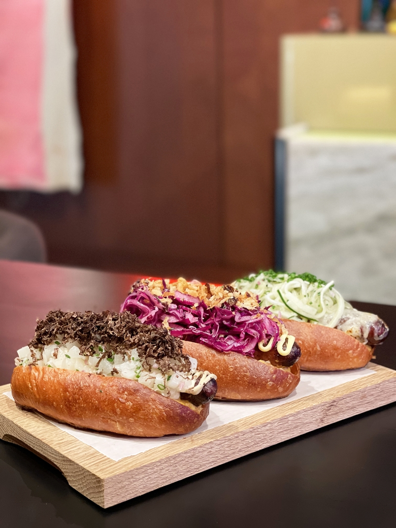 อิ่มอร่อยกับนานาเมนูจากห้องอาหารของ เดอะ เซนต์ รีจิส กรุงเทพฯ พร้อมเมนูพิเศษ โดยเชฟเดวิด และเชฟอาเน่ จากอิกนีฟ แบงคอก ในรูปแบบเดลิเวอรี่ได้แล้ววันนี้