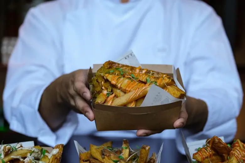 ROSEWOOD BANGKOK DEBUTS "POMME FRITES ATELIER" FOR LUXURY FRENCH FRIES ON THE GO