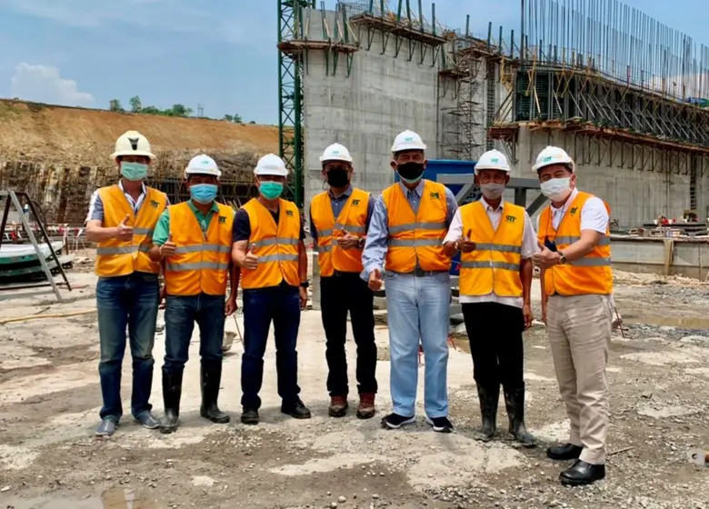 นายชวลิต ถนอมถิ่น ประธานเจ้าหน้าที่บริหาร...