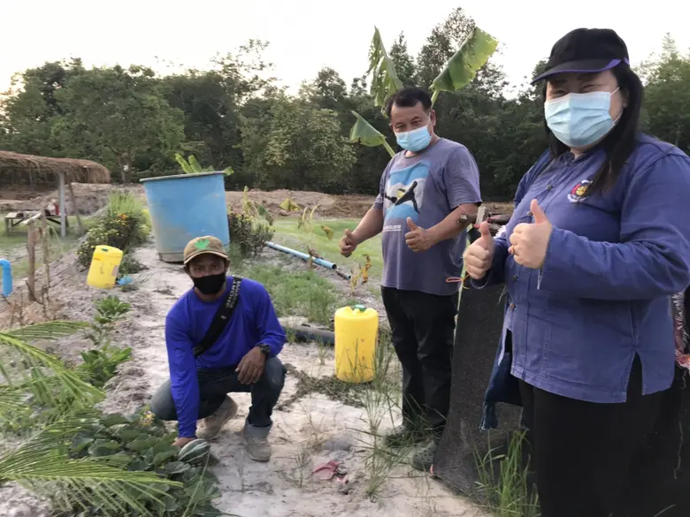 พช.นครพนม ลงพื้นที่สนับสนุนติดตามความก้าวหน้าโครงการ"โคก หนอง นา แห่งน้ำใจและความหวัง"