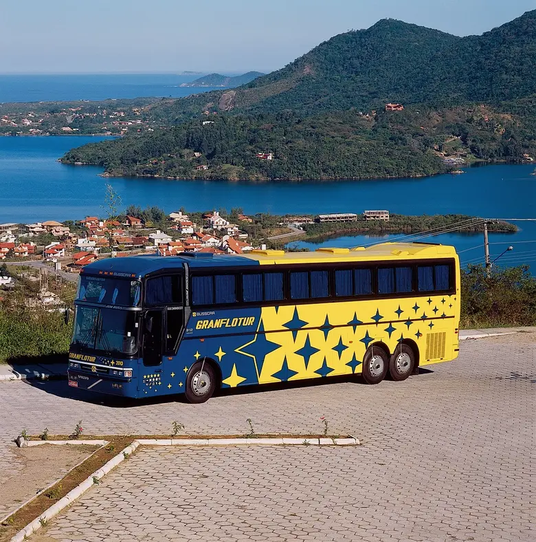 วอลโว่ บัส ตามล่าหารถบัส