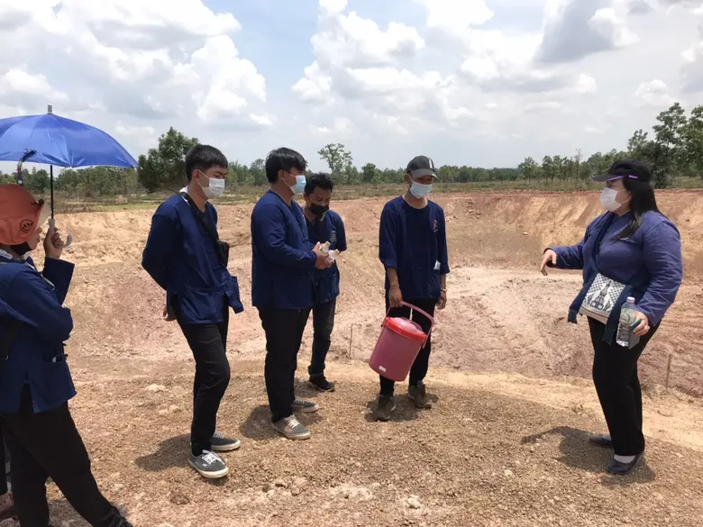 พช.นครพนม ผนึกกำลังกับสำนักงาน ป.ป.ช. ประจำจังหวัด ร่วมเฝ้าระวังและติดตามในลักษณะของการลงพื้นที่เยี่ยมเยียนให้คำแนะนำการดำเนินโครงการพัฒนาพื้นที่ต้นแบบ