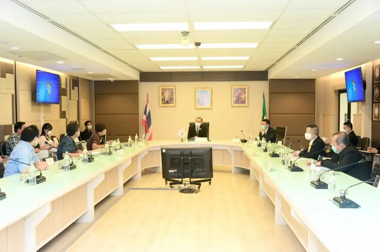 ดร.เฉลิมชัย ศรีอ่อน รัฐมนตรีว่าการกระทรวง...