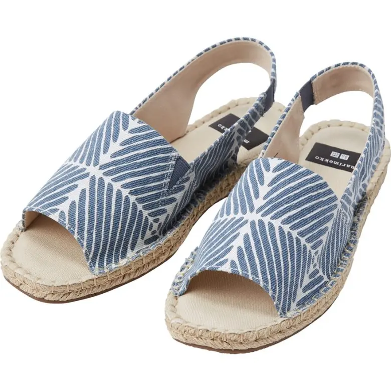 'โบว์ เมลดา' แท็กทีม 'จูเน่ เพลินพิชญา' แจกความสดใส กับทริกมิกซ์แอนด์แมทช์เสื้อผ้าจากคอลเลคชันสุดเก๋ UNIQLO x Marimekko Limited Edition Capsule Collection