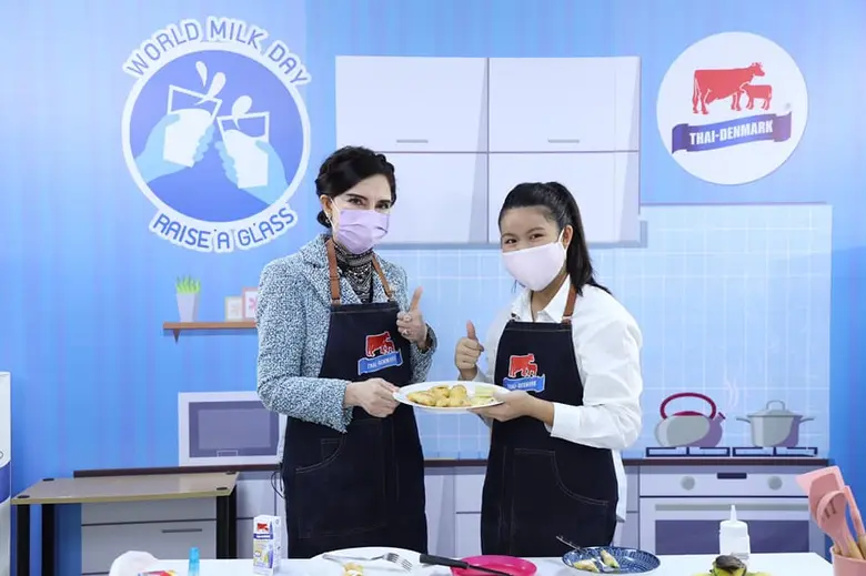 นางสาวมนัญญา ไทยเศรษฐ์ รัฐมนตรีช่วยว่าการ...