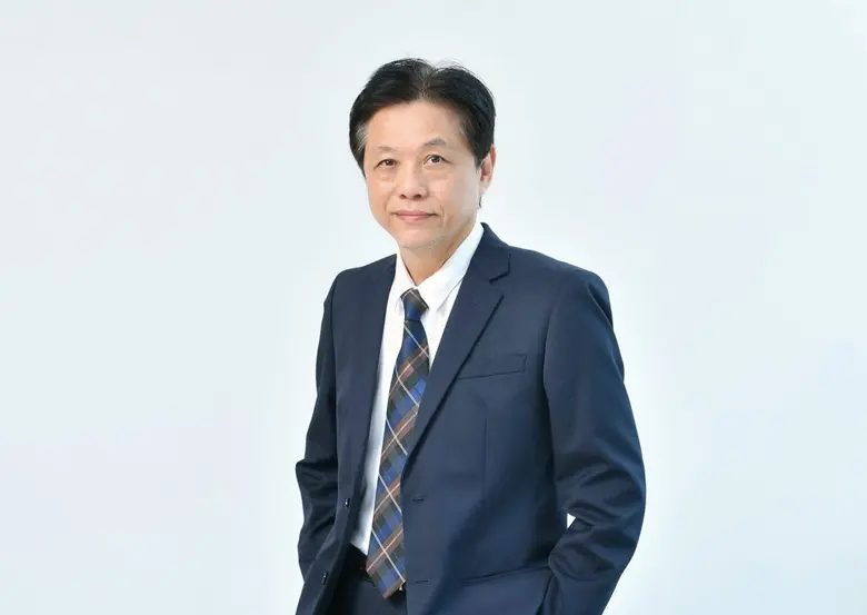 นายธานิน สัจจะบริบูรณ์ ประธานเจ้าหน้าที่บ...