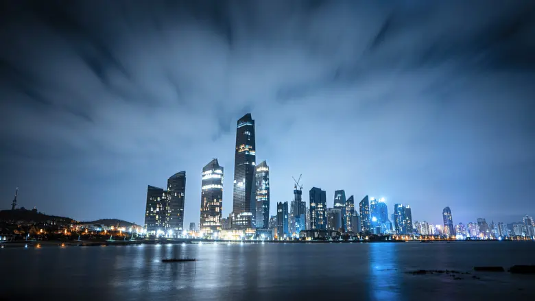 องค์กรข้ามชาติ 479 แห่งจากจีนและต่างประเทศ ตบเท้าร่วมการประชุม Qingdao Multinationals Summit ครั้งที่สอง