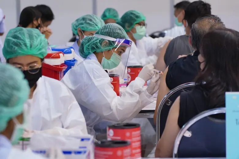 "เซ็นทรัลพัฒนา" ผู้นำศูนย์การค้าไทย กางแผน 360 องศา เป็นรายแรกช่วยคู่ค้าและผู้ประกอบการต่อเนื่องถึงปัจจุบันกว่า 15,000 ราย